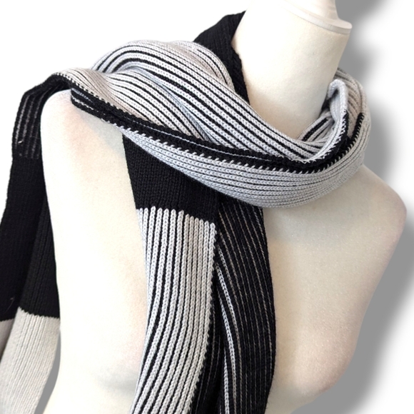 Lululemon Wool Blend Ribbed Knit Extra Long Wide Black Gray Color Block Scarf OS - Picture 4 of 8